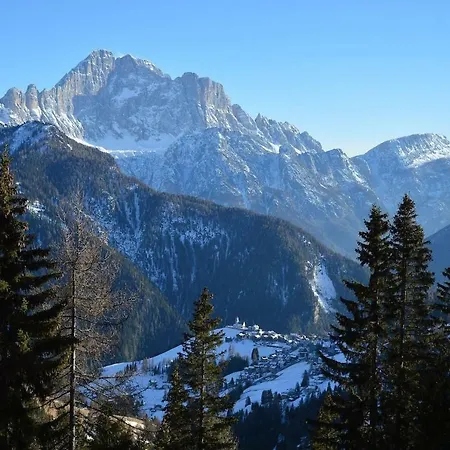 Dolomites Charme 아파트 *