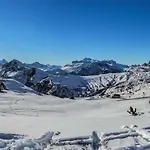 Dolomites Charme شقة